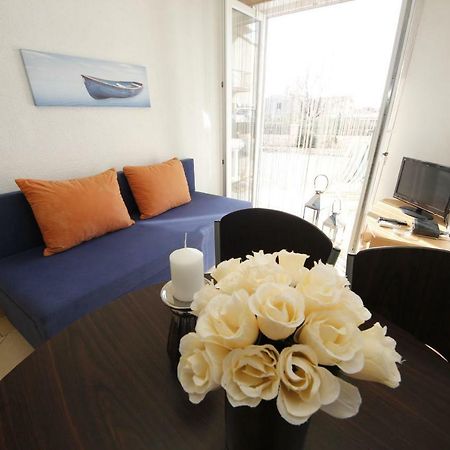 Apartmani Znaor Baska Voda Exterior photo