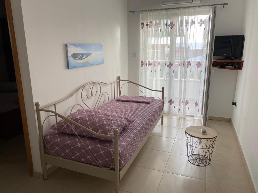 Apartmani Znaor Baska Voda Exterior photo
